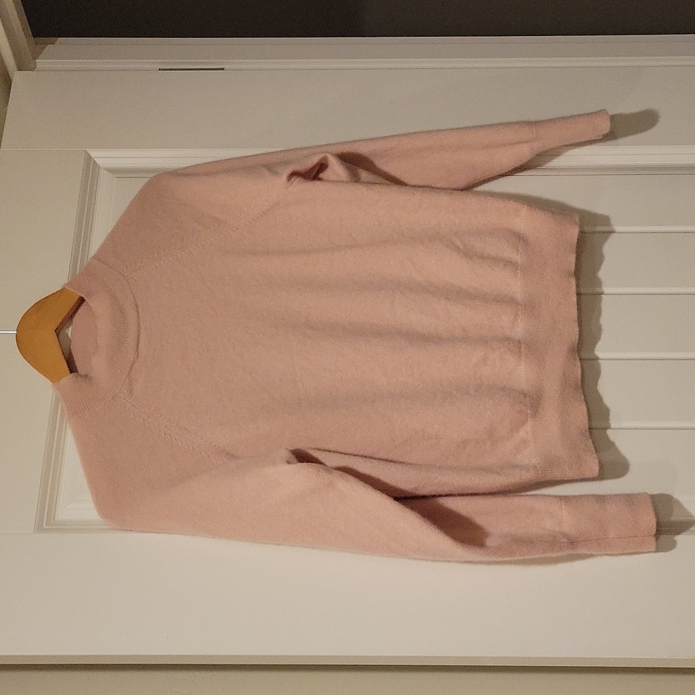 Cashmere sweater